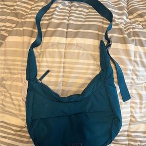 Athleta purse adjustable strap